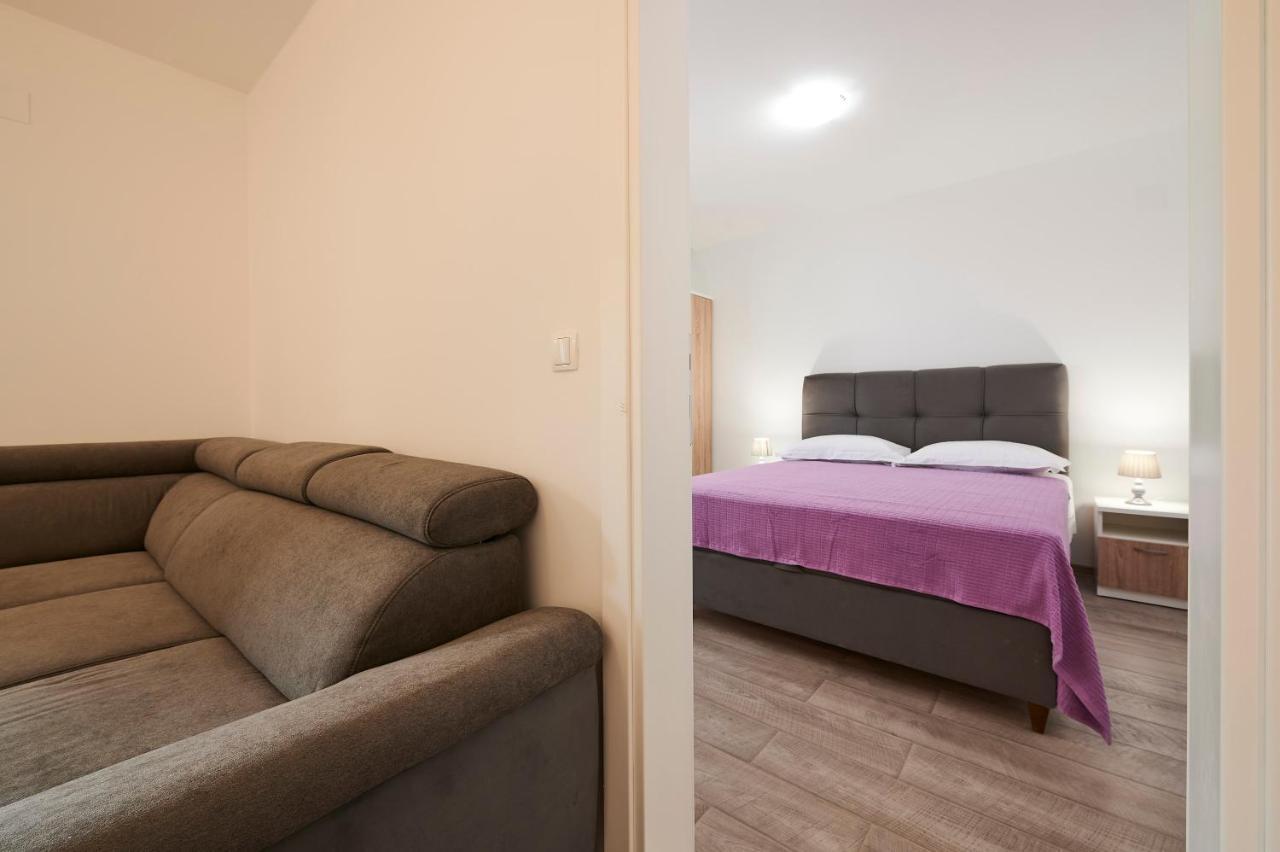 Cutan Apartment Trogir Exterior photo