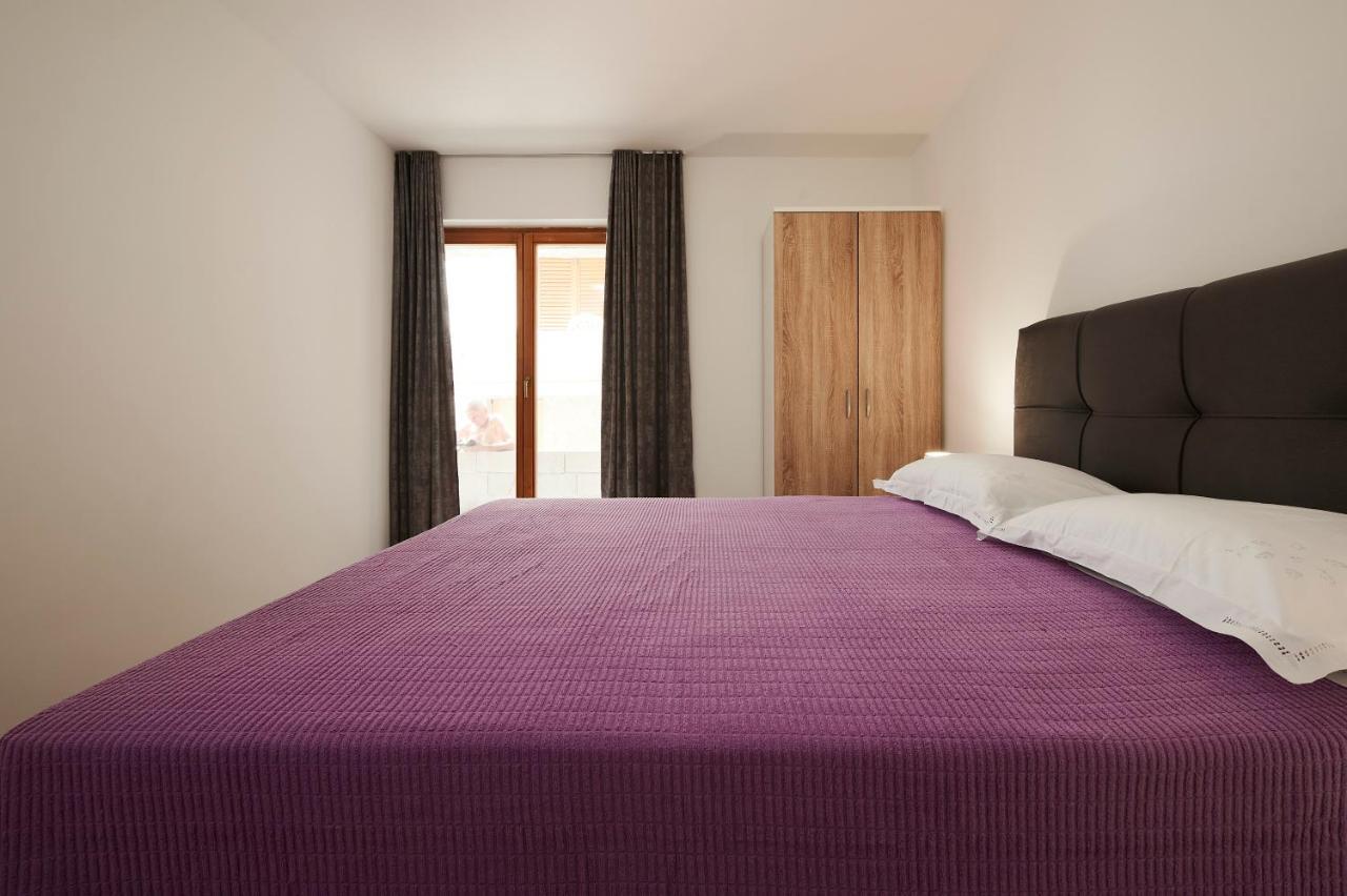 Cutan Apartment Trogir Exterior photo